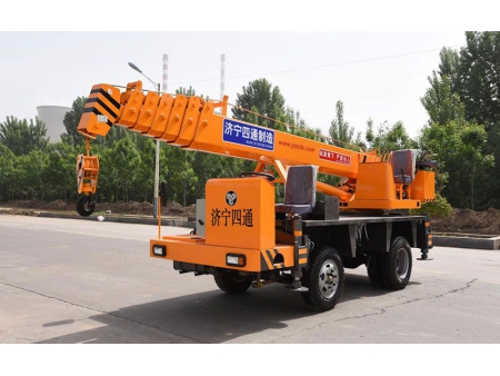 Xe cẩu hạng nhẹ/Xe cẩu tự hành 5T, STSQ5A