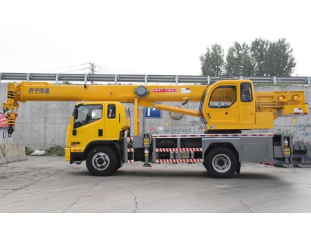 Xe cần cẩu 12T, STSQ12C