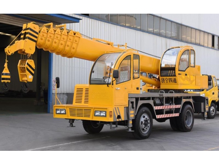 Xe cẩu bánh lốp 12T, STSQ12D