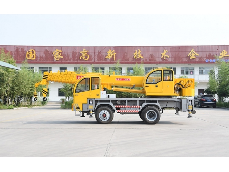 Xe cẩu bánh lốp 16T, STSQ16D