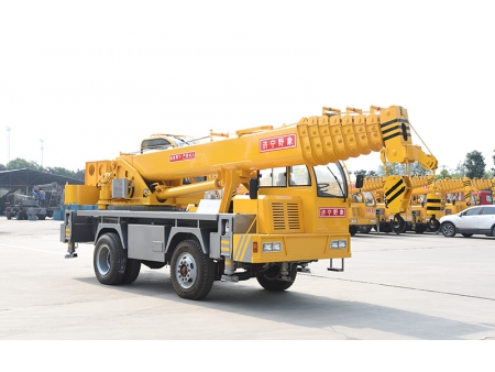 Xe cẩu bánh lốp 16T, STSQ16D