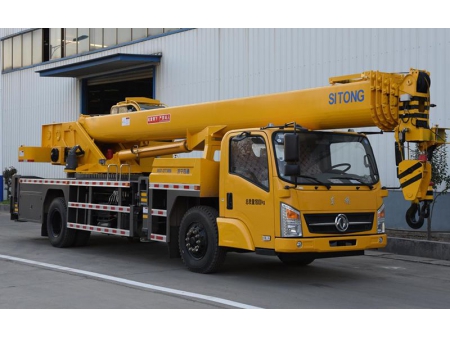 Xe cẩu bánh lốp 16T, STSQ16DF-H