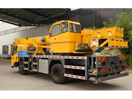 Xe cẩu bánh lốp 16T, STSQ16DF-L
