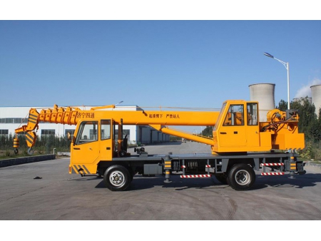 Xe cẩu bánh lốp 10T, STSQ10A