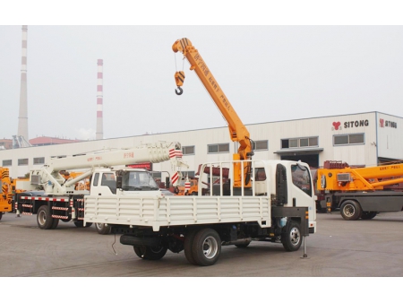 Xe tải gắn cẩu 3.2T, SST3.2S3