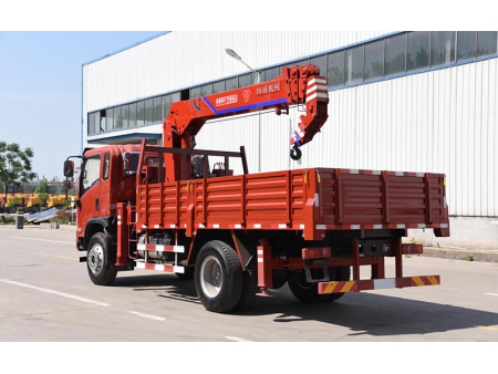 Xe tải gắn cẩu 6.3T, SST6.3S4