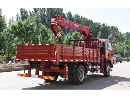 Xe tải gắn cẩu 6.3T, SST6.3S4