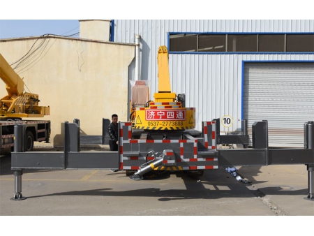 Xe cẩu bánh xích 6T, STSQ6L