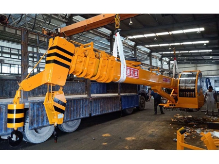 Cần cẩu 8T, STSQ8C
