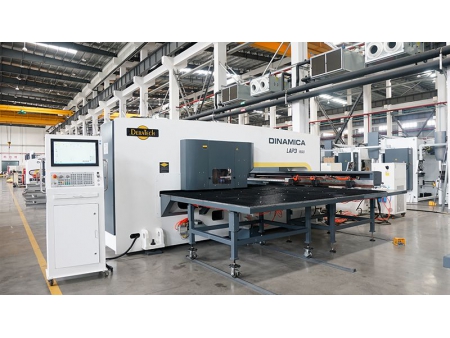 Máy Đột Kết Hợp Laser CNC