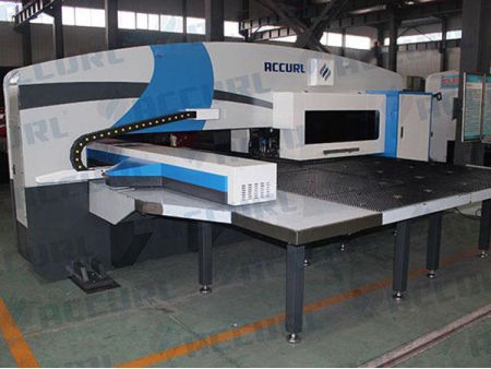 Máy Đột Dập Tháp Pháo CNC Truyền Động Servo 30 Tấn
