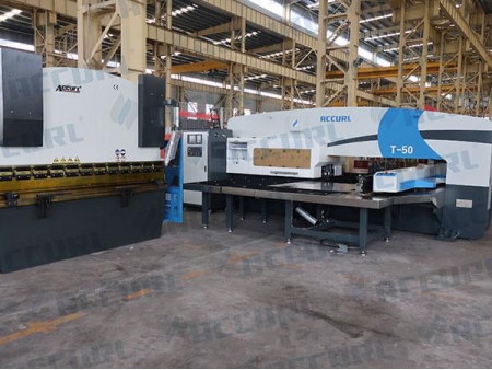 Máy Đột Dập Tháp Pháo Kim Loại Tấm CNC 50 Tấn