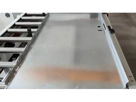 Máy Chấn Cạnh Cánh Cửa Thép CNC