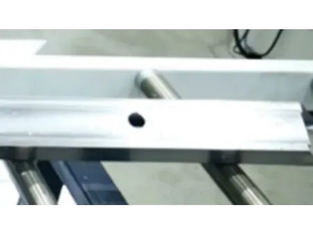 Máy cắt xén thủy lực 45 độ