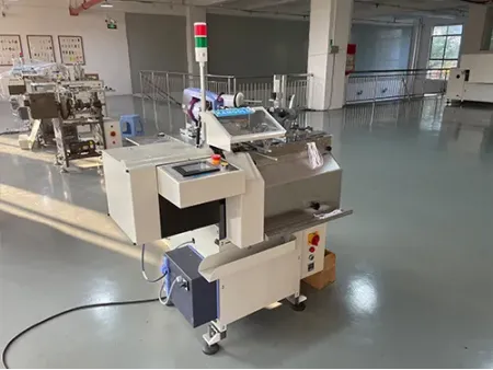 SCG-160T/SCG-160E  Máy Xỏ Dây Thẻ Treo Nhãn Mác Tự Động
