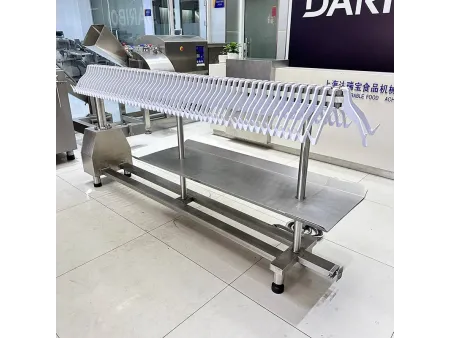 Máy buộc chỉ và treo xúc xích