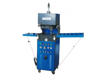 Máy cắt đế giày tự động