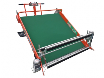 Máy thu hoạch rau 4UM-120D